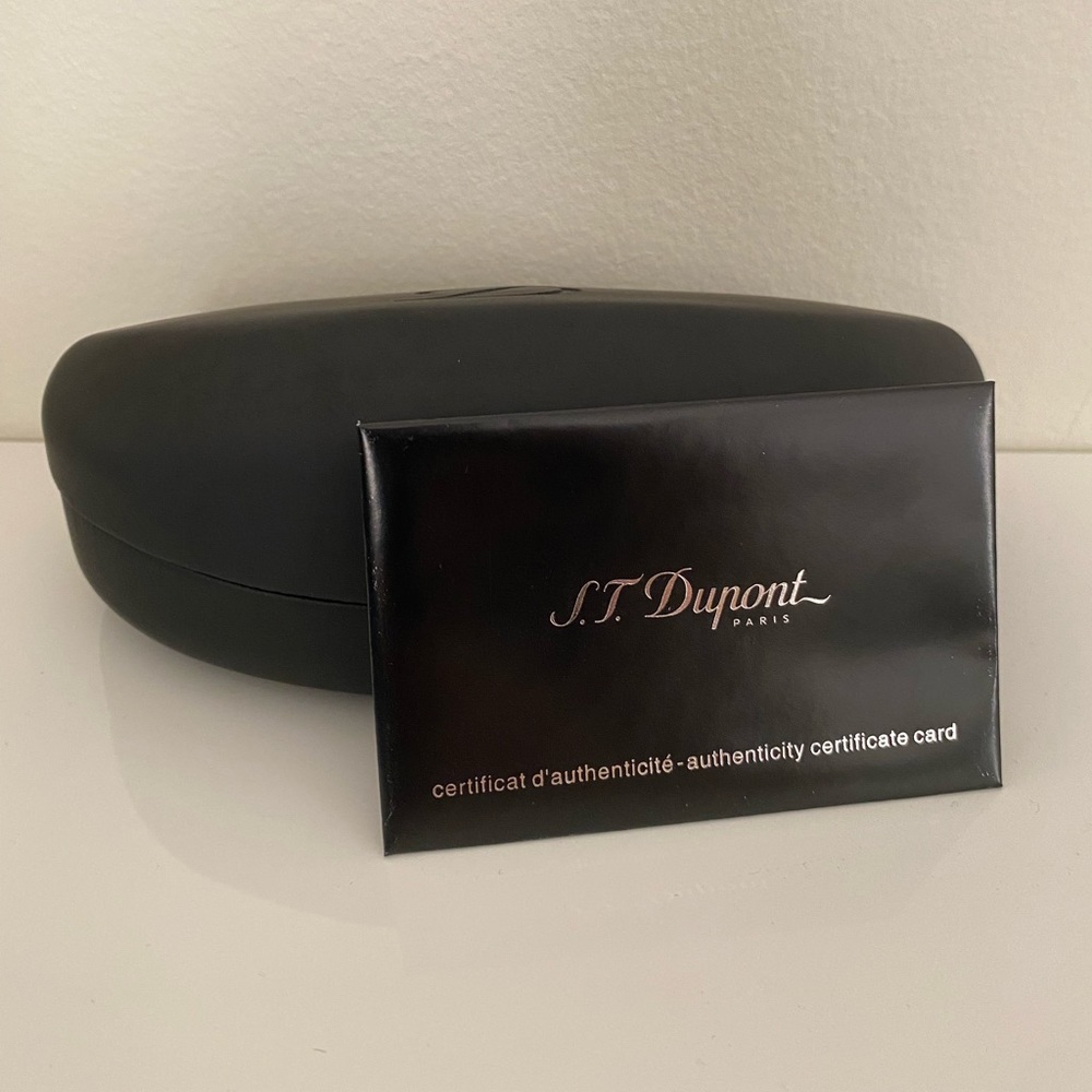 Certificate of authenticity will be included with each S.T. Dupont purchase
